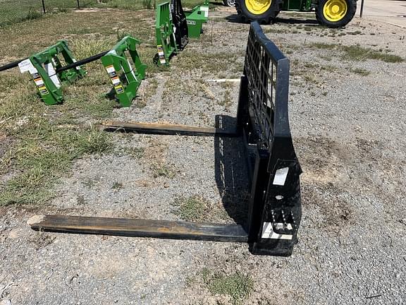 Image of John Deere Pallet Forks Primary image