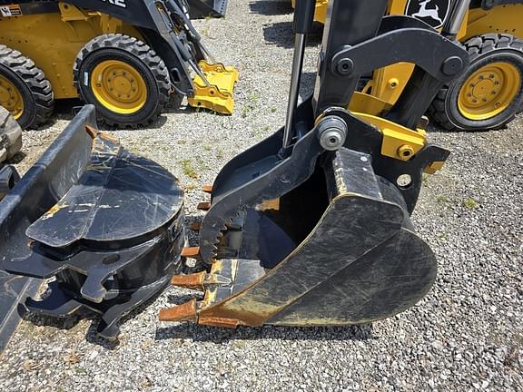 Image of John Deere 60P equipment image 2