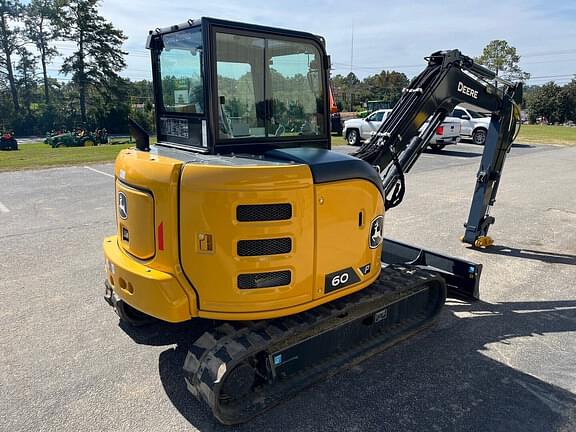 Image of John Deere 60P equipment image 1