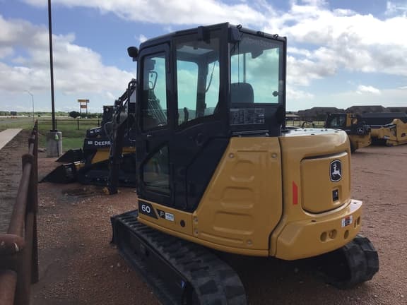 Image of John Deere 60P equipment image 2