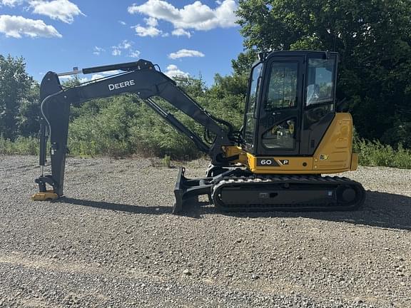 Image of John Deere 60P equipment image 1