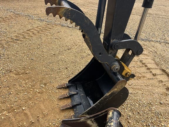 Image of John Deere 60P equipment image 3