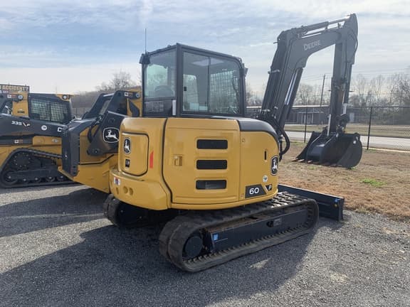 Image of John Deere 60P equipment image 2