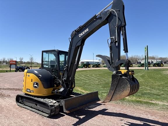 Image of John Deere 60P equipment image 2
