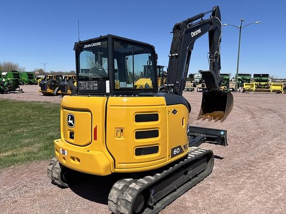 Image of John Deere 60P equipment image 3