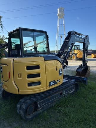 Image of John Deere 60P equipment image 1