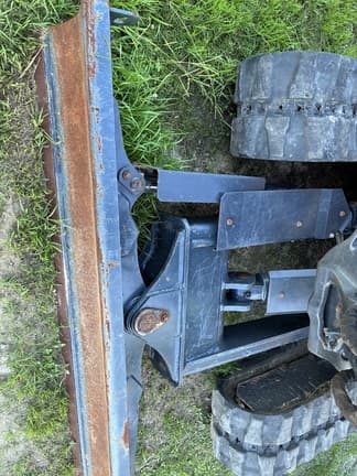 Image of John Deere 60P equipment image 4