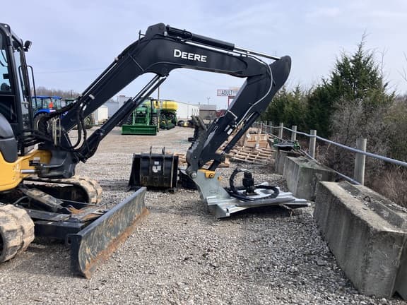 Image of John Deere 60P equipment image 1