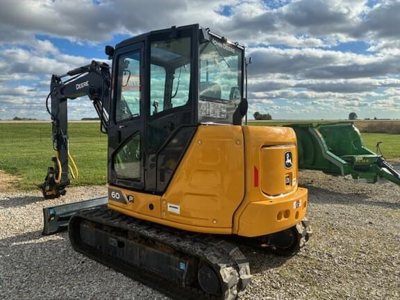 Image of John Deere 60P equipment image 3