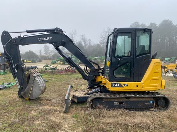 Image of John Deere 60P equipment image 2