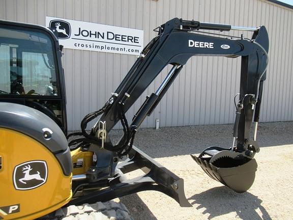 Image of John Deere 60P equipment image 4