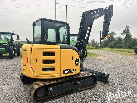 Image of John Deere 60P equipment image 2