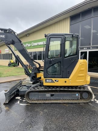 Image of John Deere 60P equipment image 1