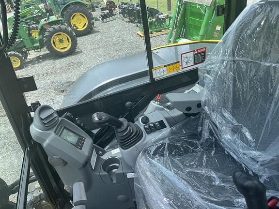 Image of John Deere 60P equipment image 4