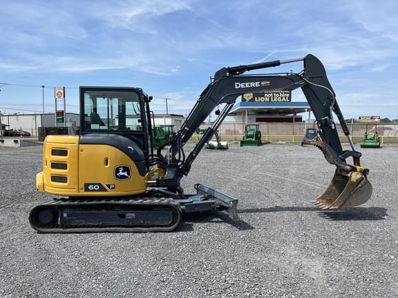 Image of John Deere 60P equipment image 3
