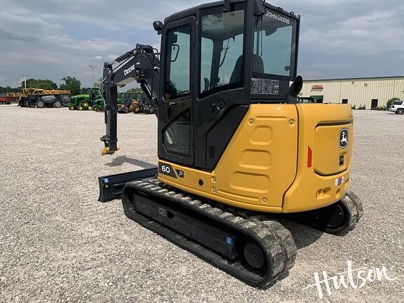 Image of John Deere 60P equipment image 4