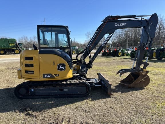 Image of John Deere 60P equipment image 4