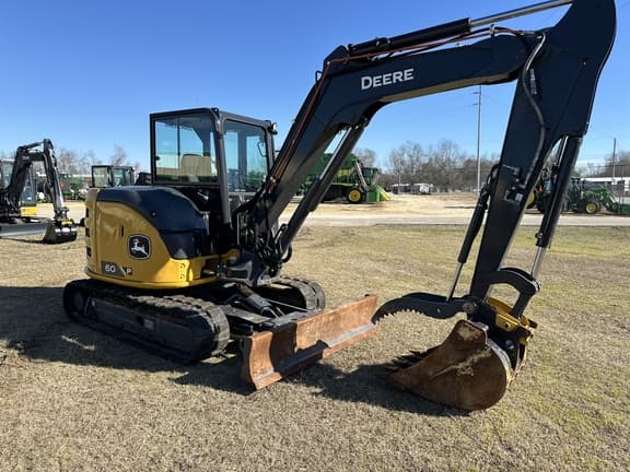Image of John Deere 60P equipment image 1