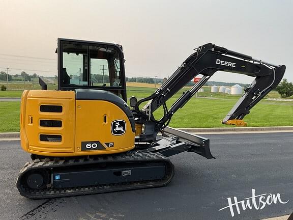 Image of John Deere 60P equipment image 1