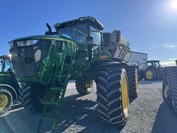 Image of John Deere 600R equipment image 1