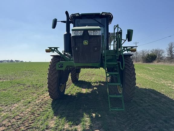 Image of John Deere 600R equipment image 4