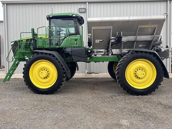 Image of John Deere 600R equipment image 1
