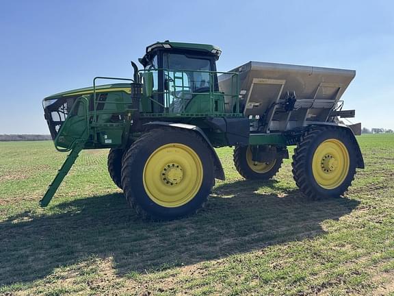 Image of John Deere 600R equipment image 2