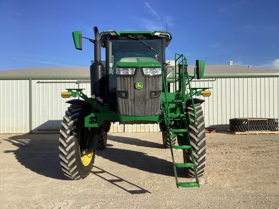 Image of John Deere 600R equipment image 3