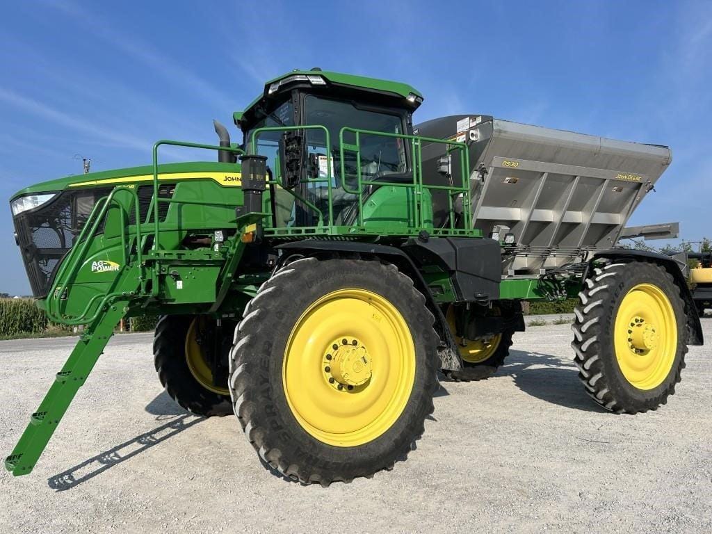 2024 John Deere 600R Equipment Image0