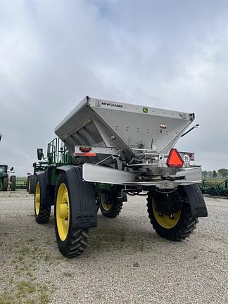 Image of John Deere 600R equipment image 2