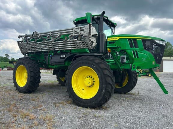 Image of John Deere 600R equipment image 2