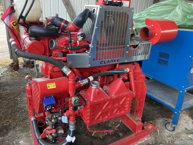 Image of John Deere 6090HFC48 equipment image 4