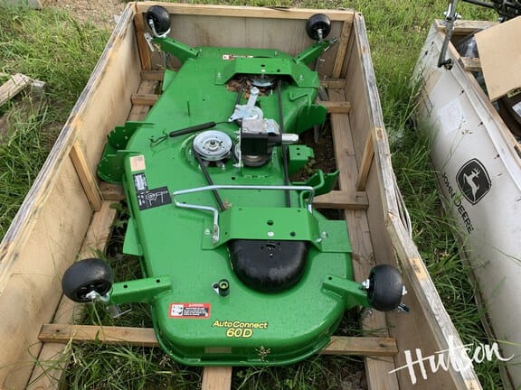 John Deere 60D Equipment Image0