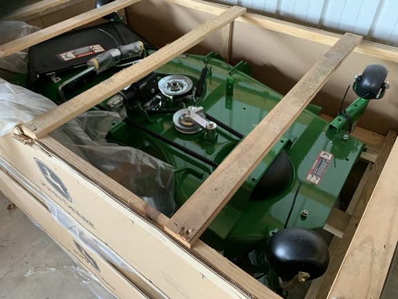 Image of John Deere 60D equipment image 2