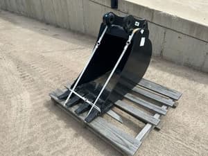 2024 John Deere Compact Excavator Bucket Image