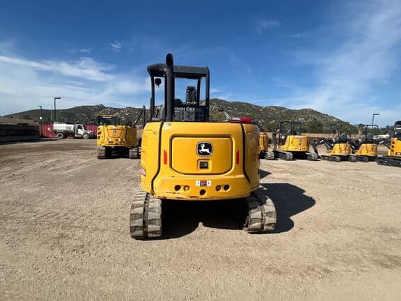 Image of John Deere 60P equipment image 3