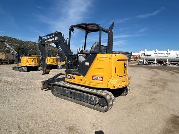 Image of John Deere 60P equipment image 2