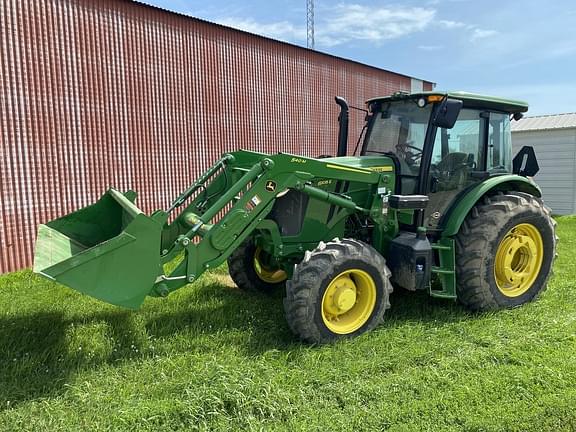 Image of John Deere 6105E equipment image 2