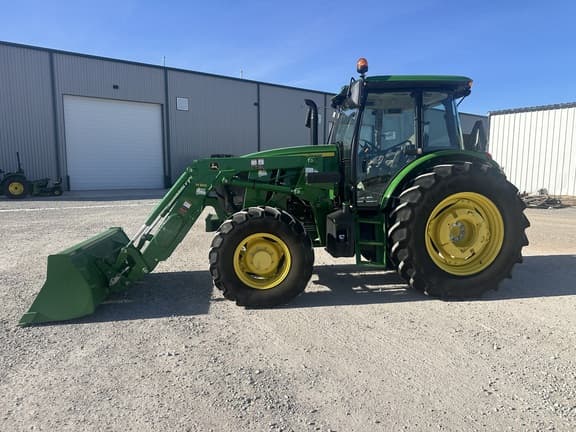 Image of John Deere 6105E equipment image 1