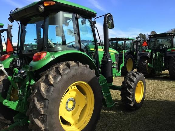 Image of John Deere 6105E equipment image 2