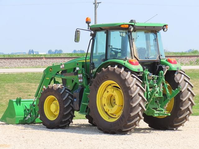Image of John Deere 6105E equipment image 2