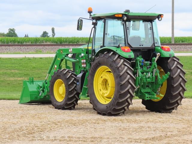 Image of John Deere 6105E equipment image 2