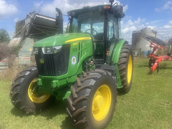 Image of John Deere 6105E equipment image 2