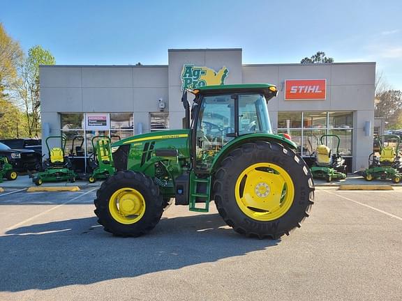 Image of John Deere 6105E equipment image 4