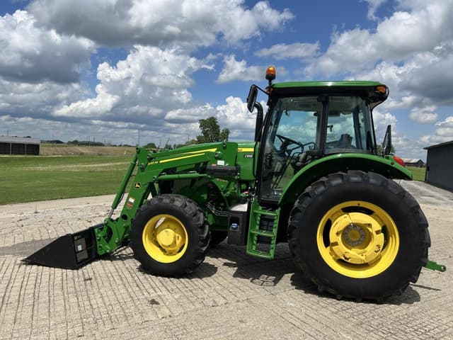 Image of John Deere 6105E equipment image 2