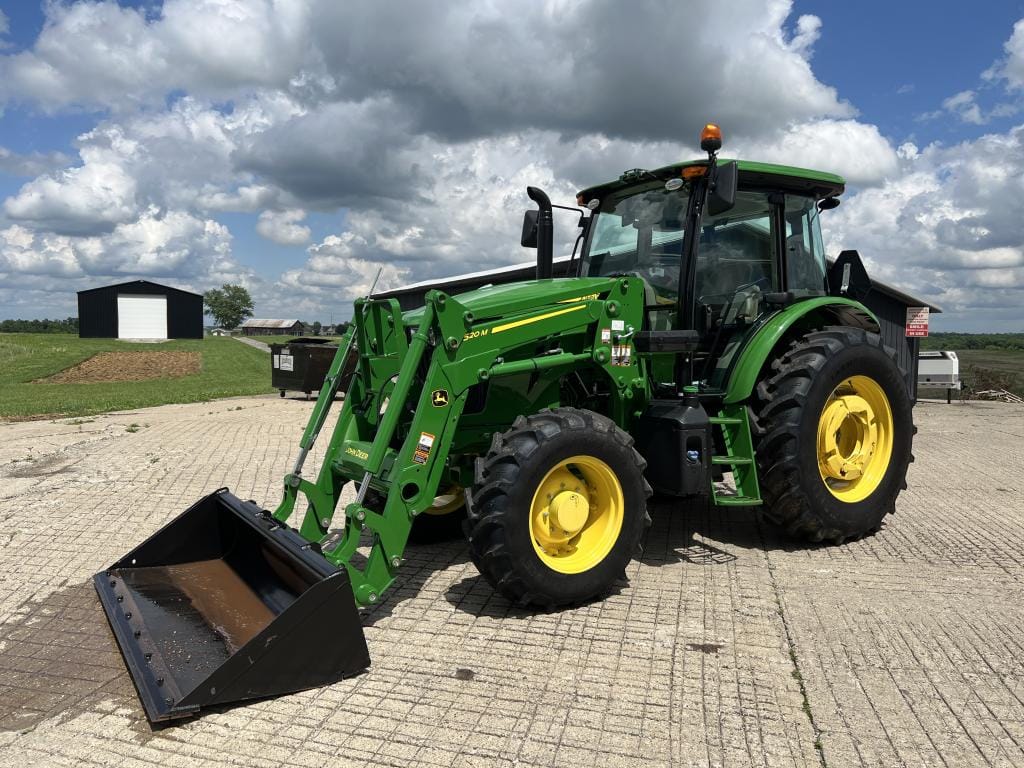 John Deere 6105E Equipment Image0