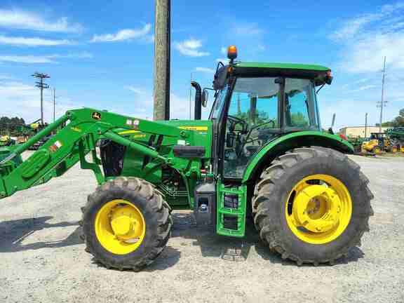 Image of John Deere 6105E equipment image 3