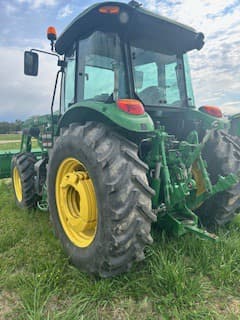 Image of John Deere 6105E equipment image 4