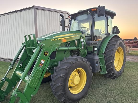 Image of John Deere 6105E equipment image 2