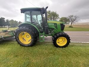 2024 John Deere 6105E Image